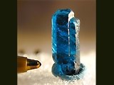 A photo of the mineral apatite