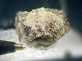 A photo of the mineral sillimanite